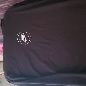 Nike black long sleeve xxl tee